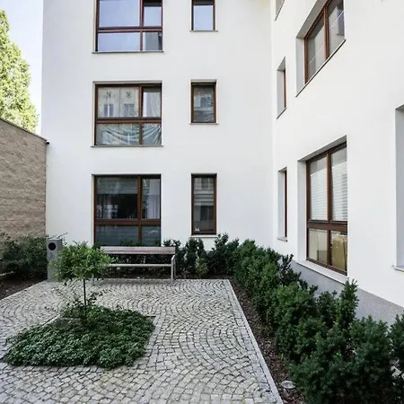 Golden In - Cozy And Stylish - Zabkowska B Apartment